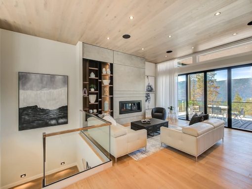 Beacon Hill Drive living room