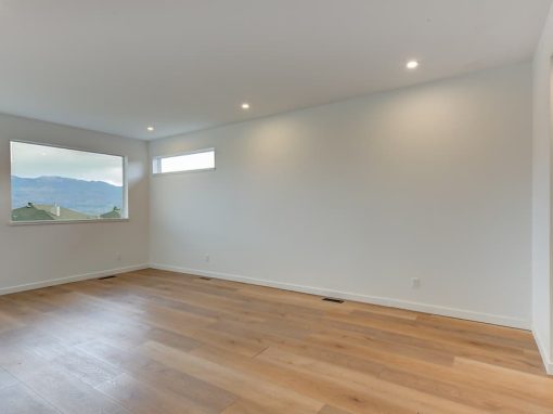 Aubrey empty bedroom