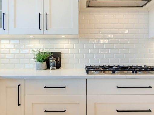 Bucktail kitchen closeup