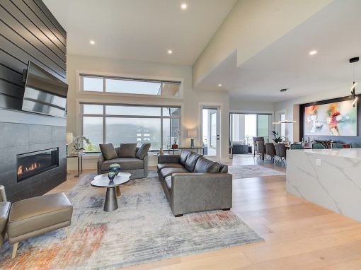 Lakecrest living room and kitchen