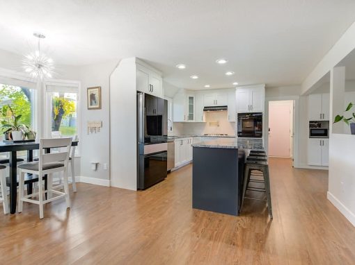 Sunridge kitchen and dining nook